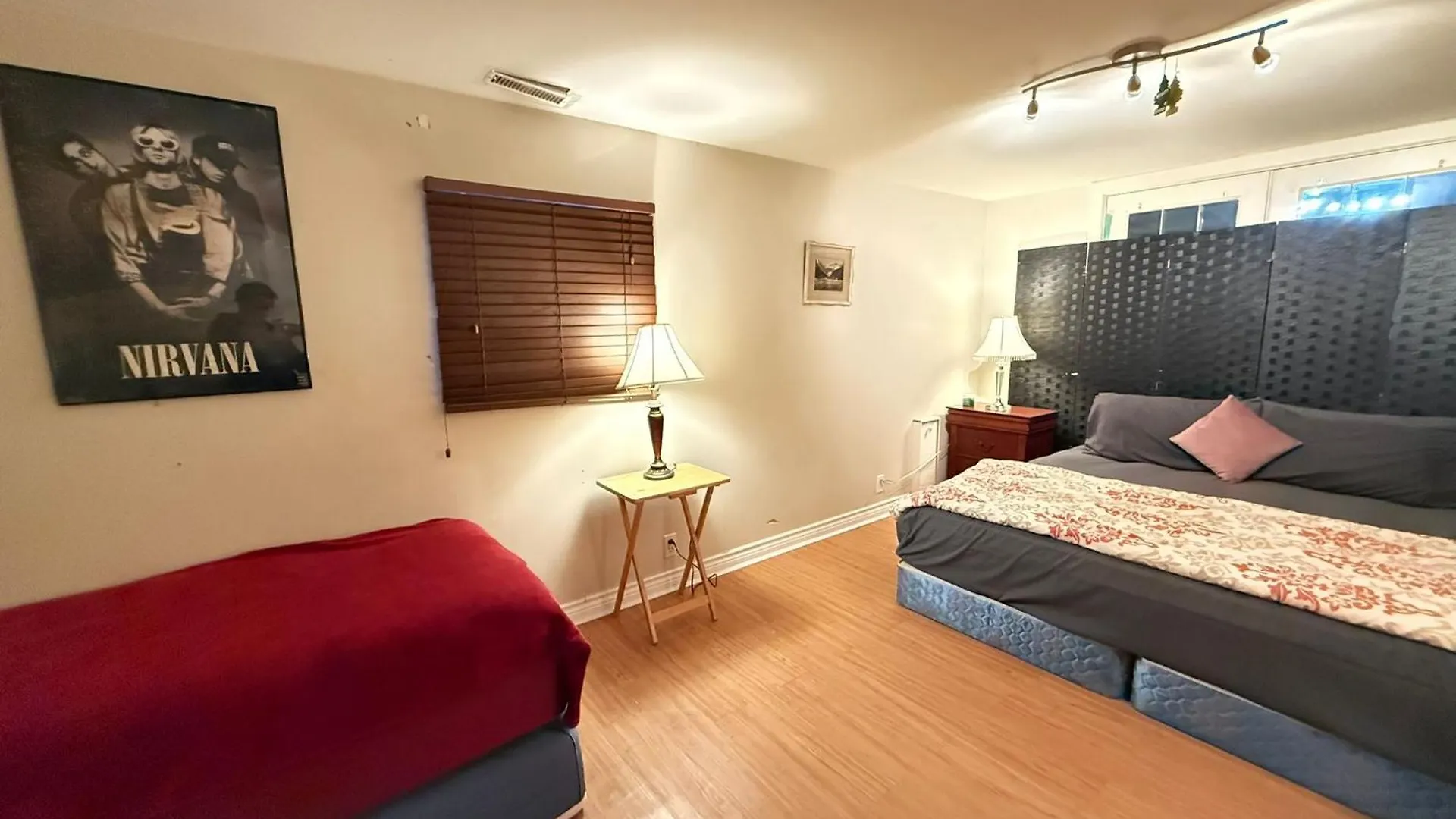 Homestay Vancouver City Home Stay- Near Kitsilano Beach, Ubc & Downtown Canada